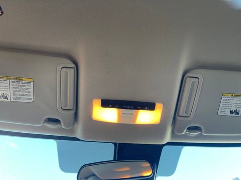 Used 2023 Nissan Versa SV image 18