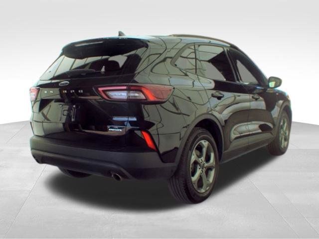 Used 2025 Ford Escape ST-Line AWD/4WD image 7
