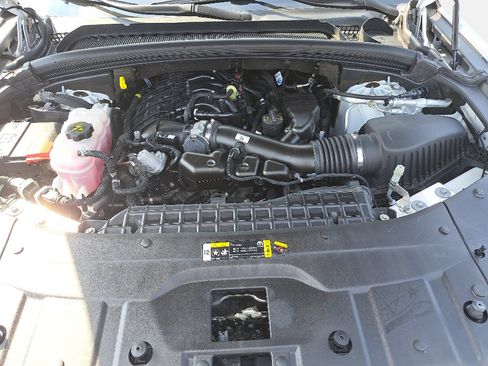 Certified 2023 Jeep Grand Cherokee L Limited AWD/4WD image 31