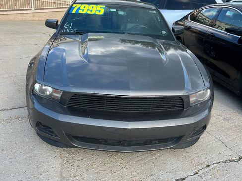 Used 2011 Ford Mustang Premium w/ 202A Rapid Spec Order Code RWD image 2