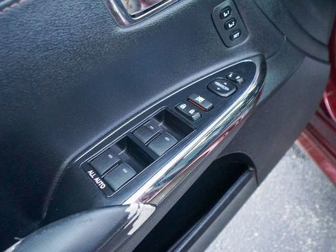 Used 2017 Toyota Avalon Touring image 17