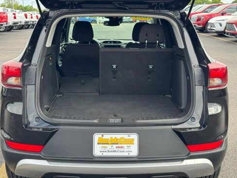 Used 2023 Chevrolet TrailBlazer LT w/ Convenience Package FWD image 4