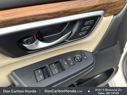 Used 2020 Honda CR-V Touring image 14