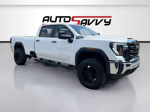 Used 2025 GMC Sierra 2500 Pro w/ 1SA Pro Safety Plus Package AWD/4WD image 1