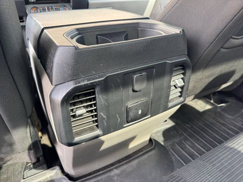 Used 2017 Ford F150 XL w/ Equipment Group 101A Mid AWD/4WD image 19