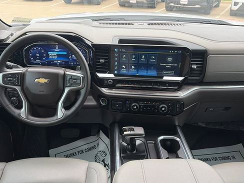 Used 2024 Chevrolet Silverado 1500 LTZ w/ LTZ Premium Texas Edition AWD/4WD image 15