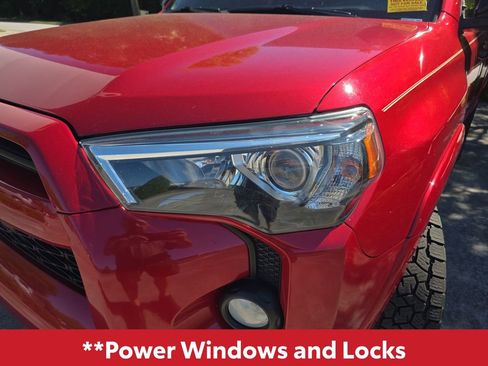 Used 2020 Toyota 4Runner SR5 RWD image 12