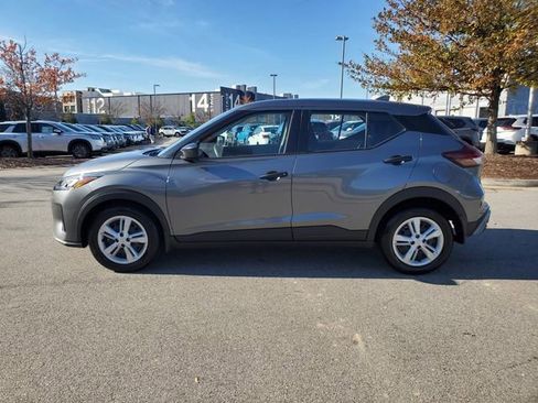 Certified 2025 Nissan Kicks Play S image 7