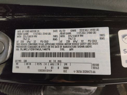 Used 2022 Lincoln Corsair AWD w/ Premium Package image 33