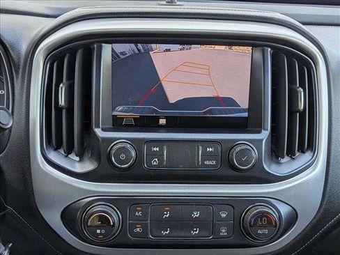 Used 2020 GMC Canyon SLE w/ Elevation Edition RWD image 14