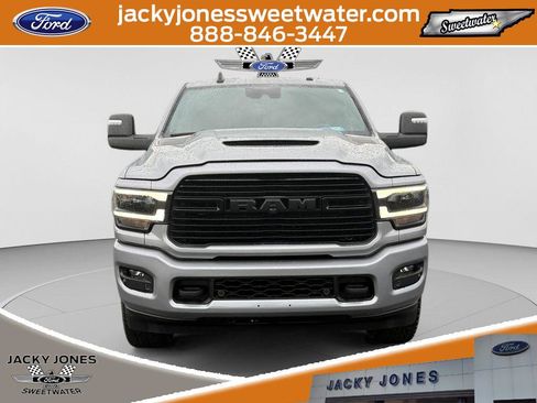 Used 2024 RAM 2500 Laramie w/ Night Edition AWD/4WD image 8
