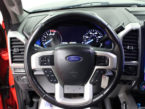 Used 2019 Ford F250 Lariat w/ Lariat Value Package image 17