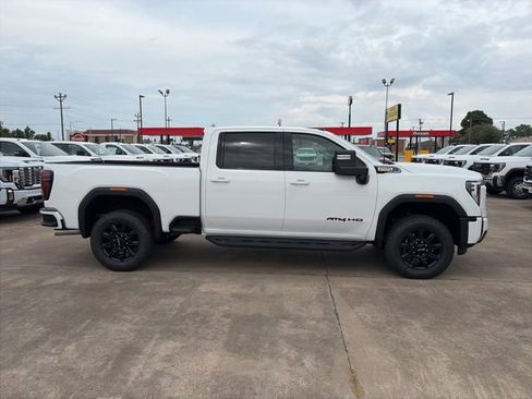 New 2026 GMC Sierra 2500 AT4 w/ LPO, Black Badging Package AWD/4WD image 7