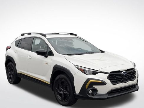 Used 2024 Subaru Crosstrek 2.5i Sport AWD/4WD image 2