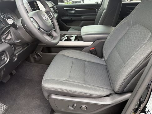 Used 2025 RAM 1500 Big Horn RWD image 11