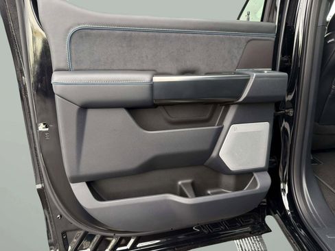 Used 2026 Ford F450 Platinum image 12