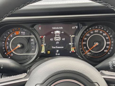 New 2026 Jeep Wrangler Unlimited Rubicon w/ Technology Group AWD/4WD image 11