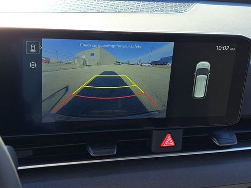 New 2026 Kia Carnival EX FWD image 13