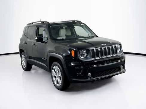 Used 2022 Jeep Renegade Limited AWD/4WD image 3