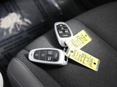 Used 2024 Hyundai Ioniq 5 SE image 20