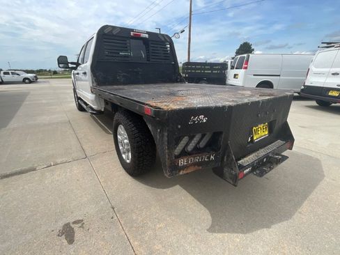 Used 2023 Ford F250 XLT AWD/4WD image 6
