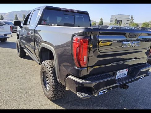 Used 2024 GMC Sierra 1500 Denali Ultimate AWD/4WD image 8