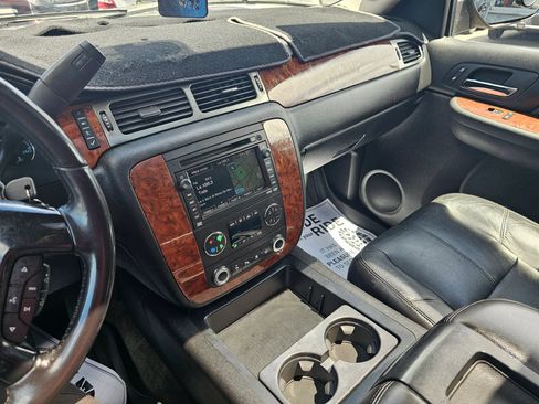 Used 2007 Chevrolet Tahoe LTZ w/ LTZ Preferred Equipment Group AWD/4WD image 24
