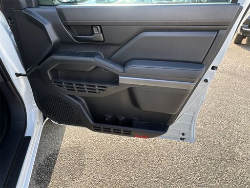 New 2025 Toyota Tacoma SR5 image 14
