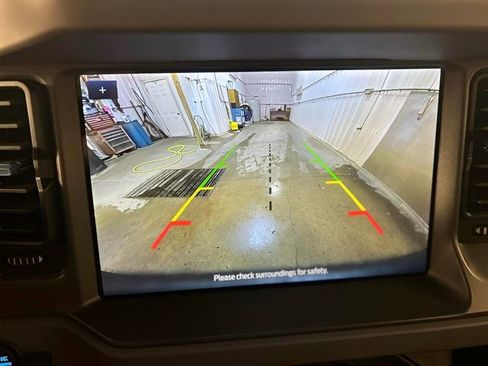 Used 2024 Ford Bronco Black Diamond image 15