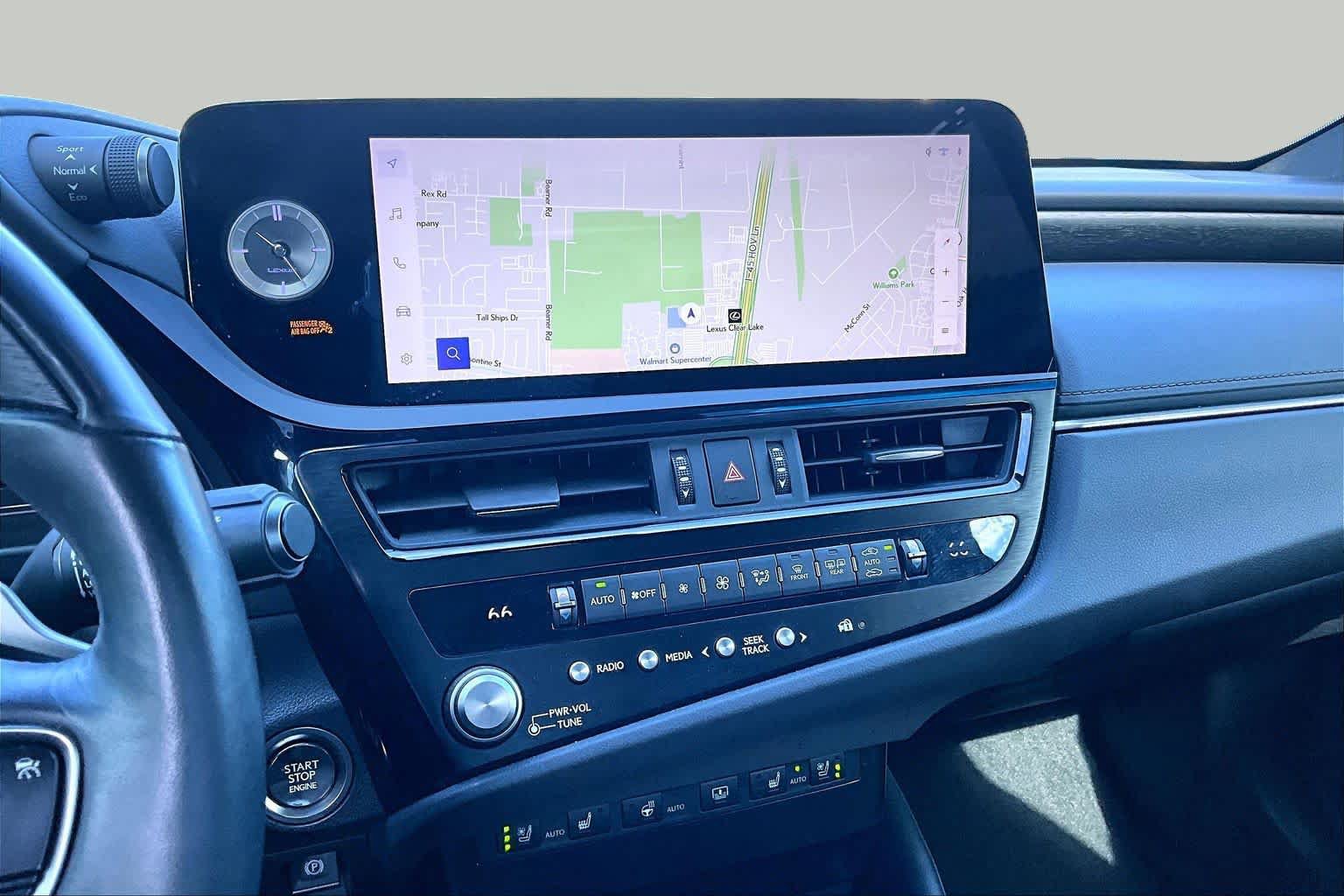 Used 2024 Lexus ES 350 Ultra Luxury w/ Accessory Package (Z2) FWD image 7