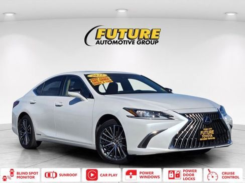 Used 2022 Lexus ES 300h w/ Premium Package FWD image 1