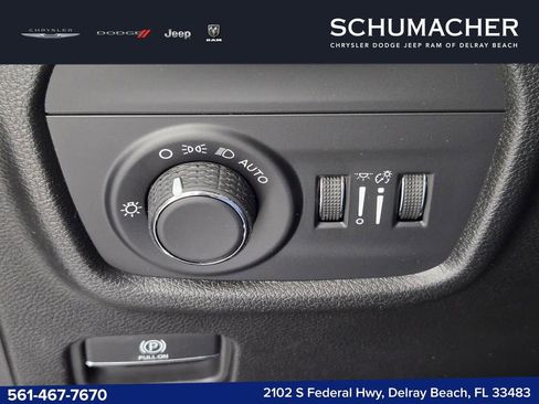 New 2025 Jeep Grand Cherokee L Laredo RWD image 27