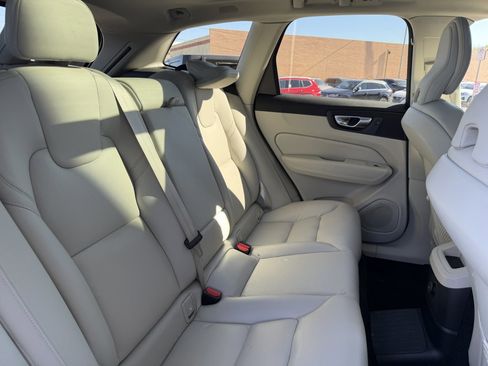 Used 2024 Volvo XC60 T8 Plus w/ Climate Package image 39