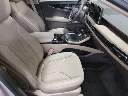 Certified 2023 Lincoln Nautilus Reserve AWD/4WD image 32