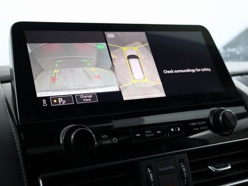 Used 2024 INFINITI QX80 Luxe image 19