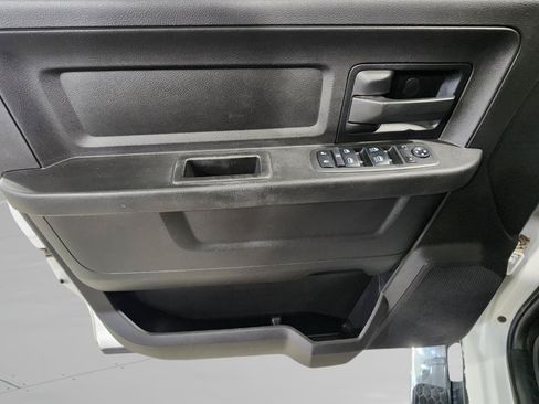 Used 2018 RAM 2500 Tradesman w/ Chrome Appearance Group AWD/4WD image 21