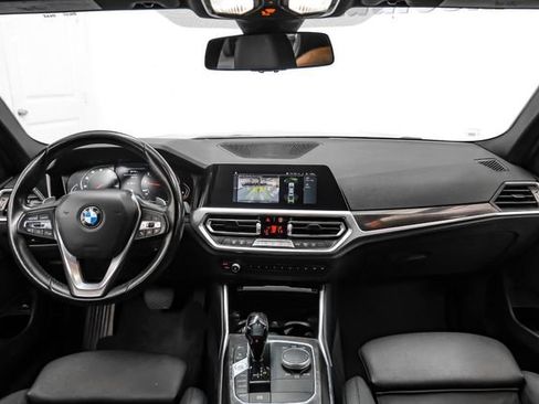 Used 2021 BMW 330i Sedan w/ Driving Assistance Package RWD image 18