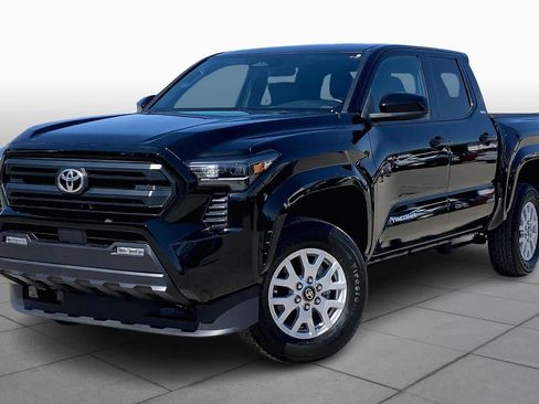 Used 2024 Toyota Tacoma SR5 image 2