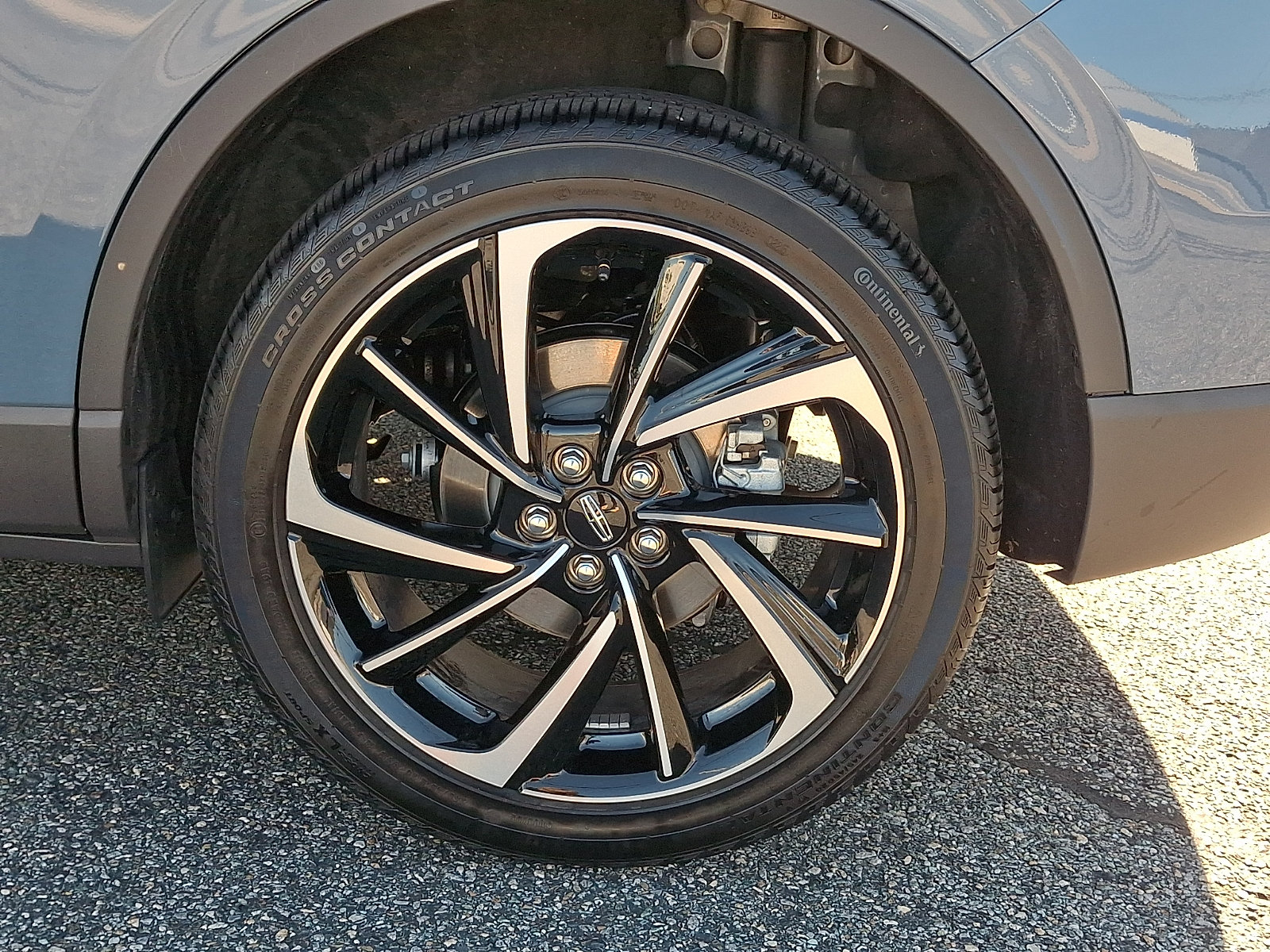 Used 2025 Lincoln Corsair Reserve AWD/4WD image 8