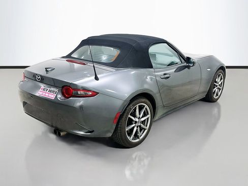 Used 2021 MAZDA MX-5 Miata Grand Touring RWD image 6