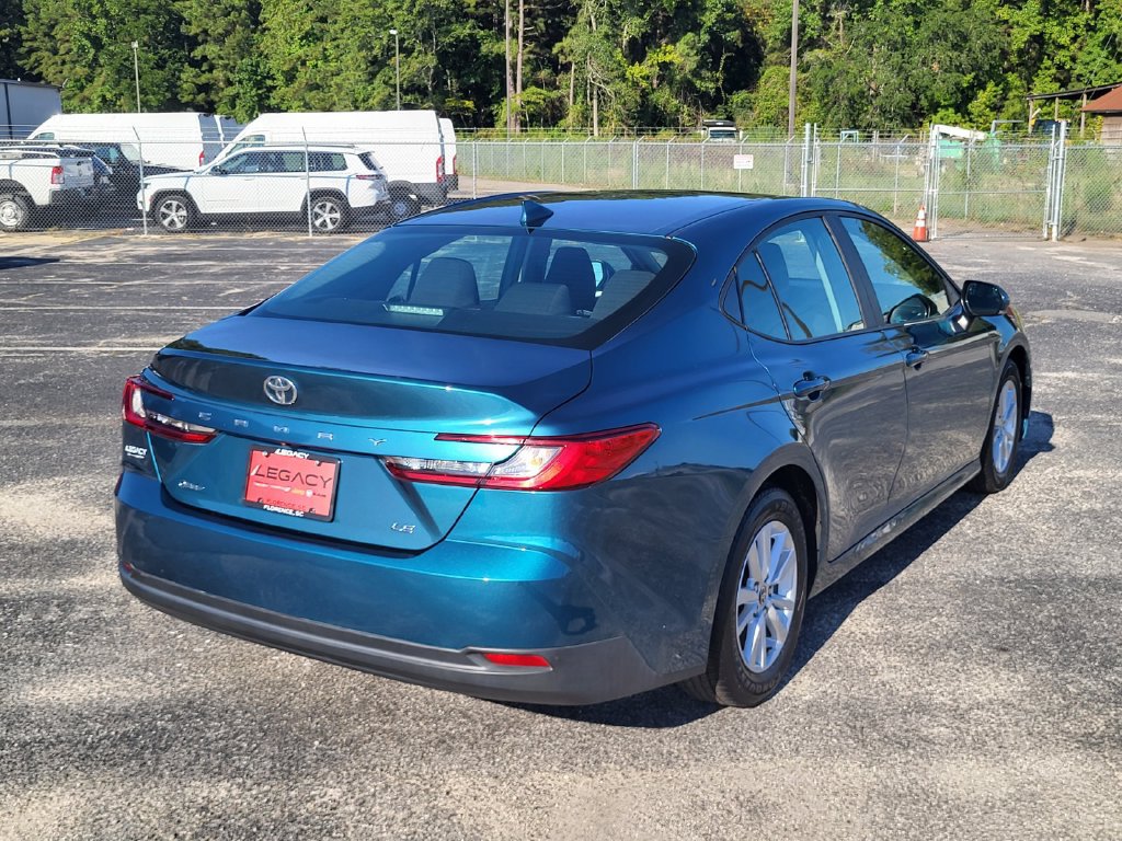 Used 2025 Toyota Camry LE FWD image 2