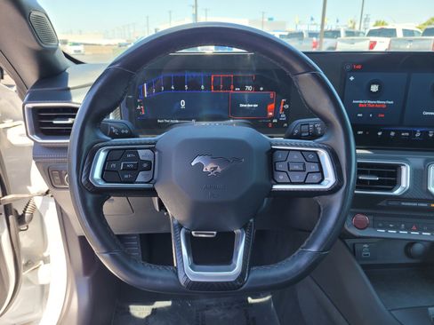 Used 2025 Ford Mustang Premium RWD image 16