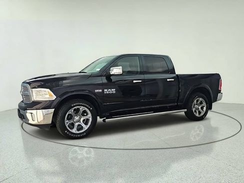 Used 2016 RAM 1500 Laramie w/ Convenience Group AWD/4WD image 7