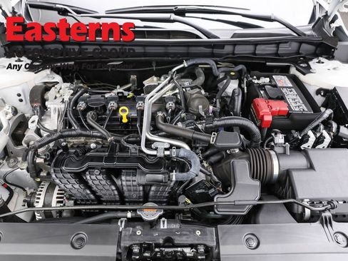 Used 2025 Nissan Altima 2.5 SV image 7