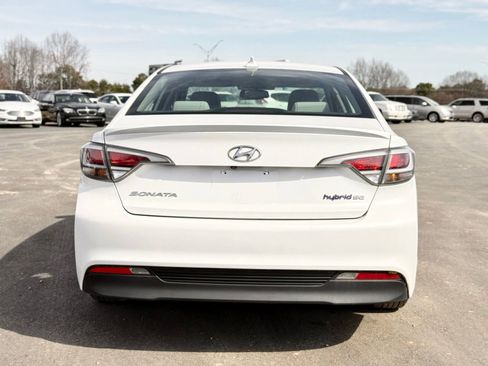 Used 2016 Hyundai Sonata SE FWD image 8