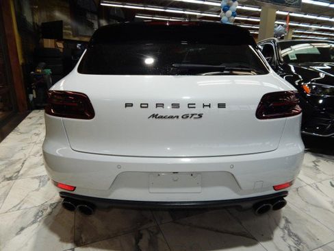 Used 2017 Porsche Macan GTS image 5