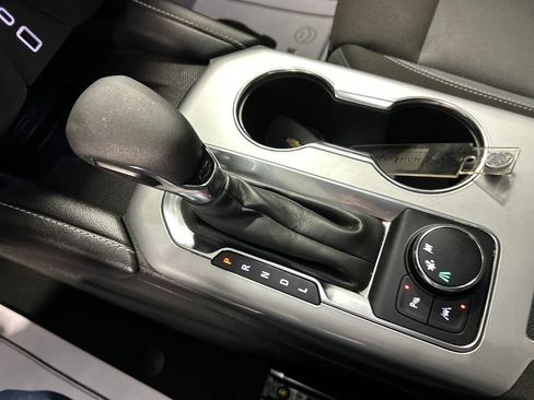 Used 2024 Chevrolet Blazer LT w/ Convenience Package FWD image 20