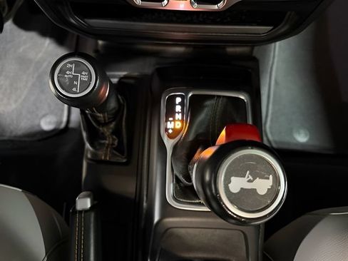 Used 2021 Jeep Wrangler Unlimited Sahara AWD/4WD image 8