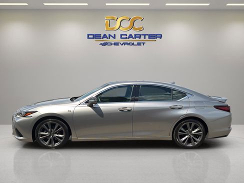 Used 2019 Lexus ES 350 F Sport w/ Accessory Package FWD image 2