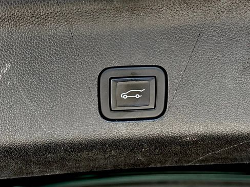 Used 2024 GMC Yukon XL Denali w/ Max Trailering Package image 28